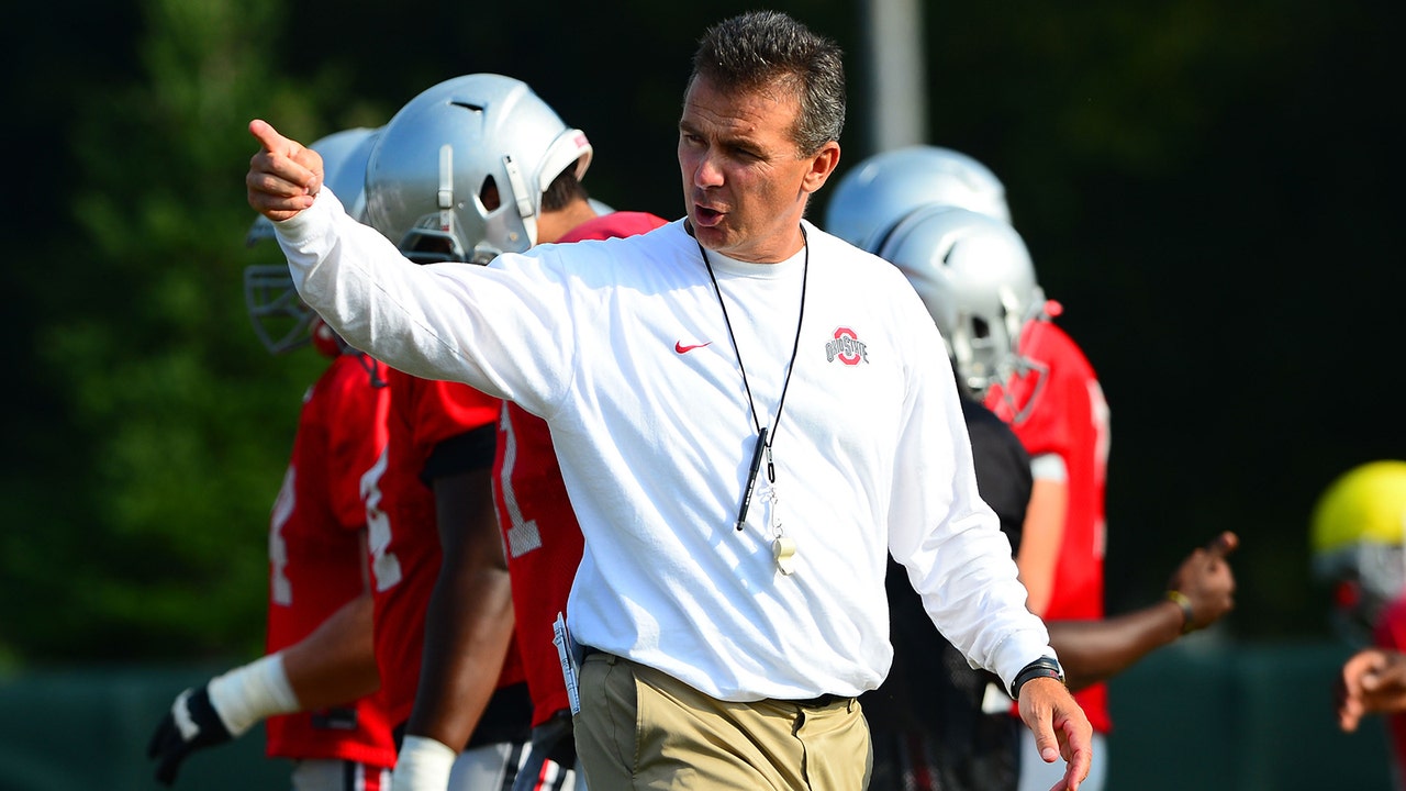 Urban Meyer prepping the Buckeyes' new batch of talent for the spotlight
